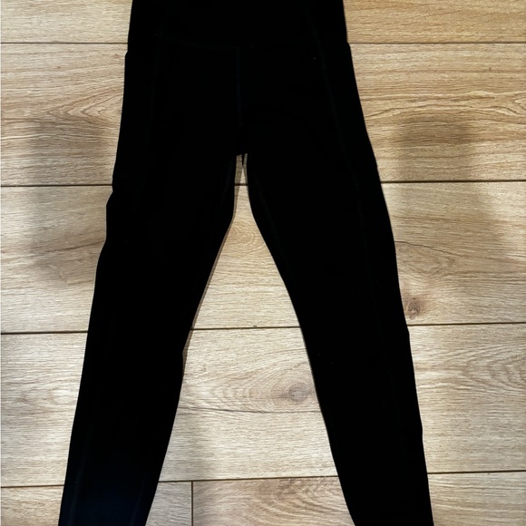 Girlfriend collective black compressive high rise legging with pocket - Picture 4 of 4
